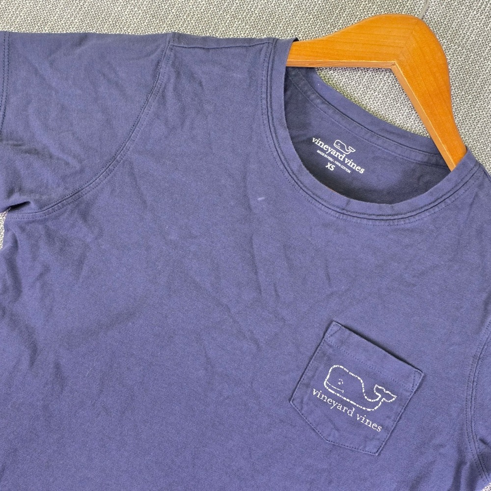 Vineyard Vines T Shirt Women XS Whale Graphic Navy Blue Short Sleeve Preppy